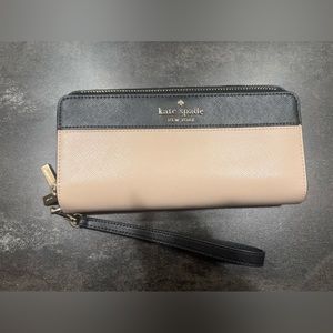 COPY - Staci Large Carryall Wristlet